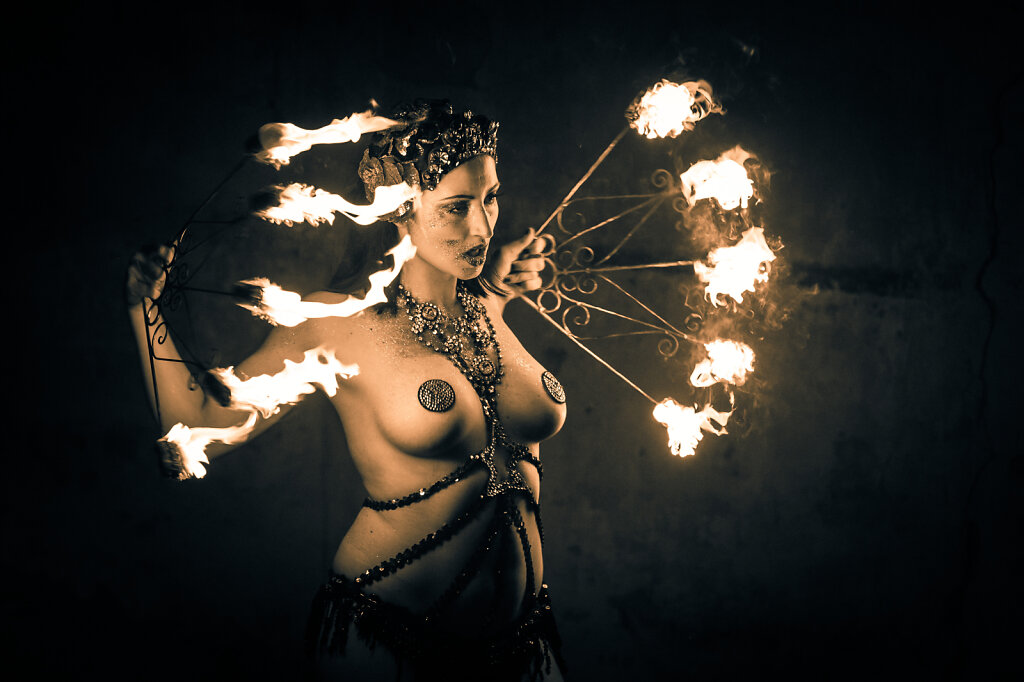 Burlesque V